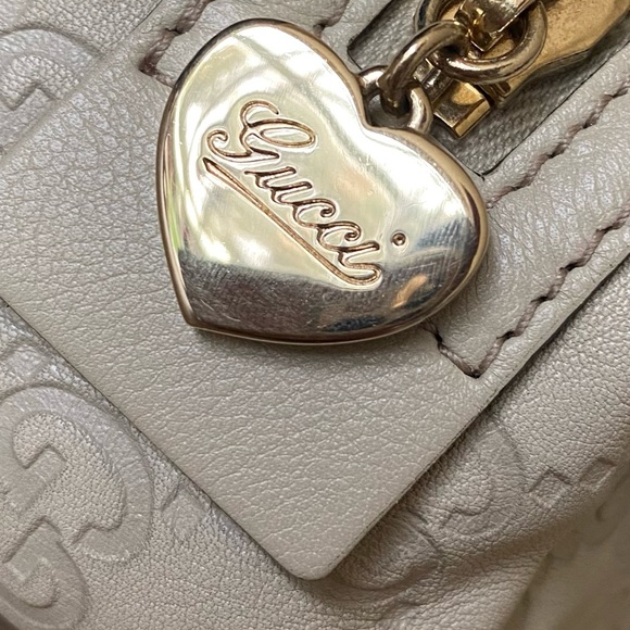 Gucci Leather Cosmetic Makeup Pouch - Picture 13 of 14